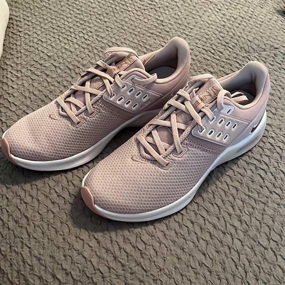 Nike Women’s Air Max Bella TR 4 Training Shoes